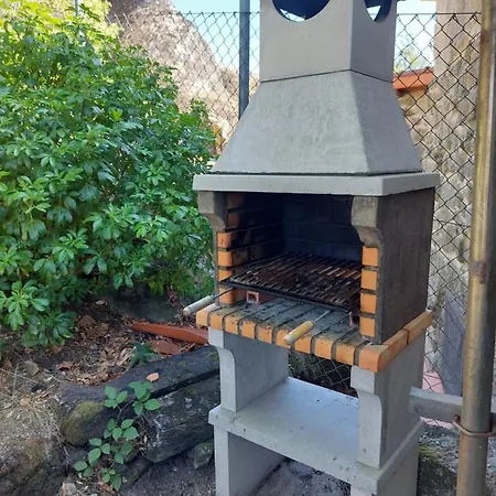 La Casa De Rocas - En La Ribeira Sacra Holiday home