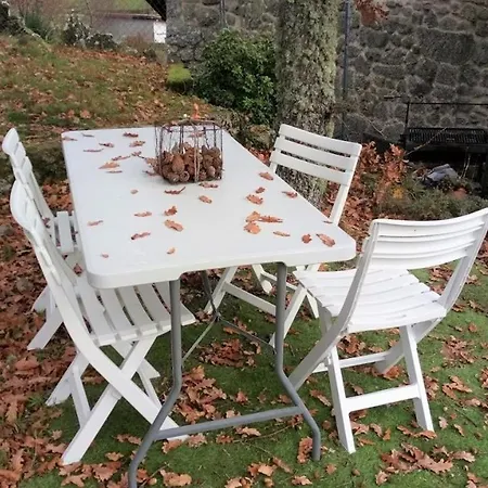 La Casa De Rocas - En La Ribeira Sacra Holiday home